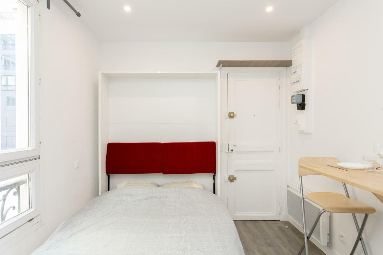 Studette De Charme Neuve Proche Invalides Apartment Paris Exterior photo